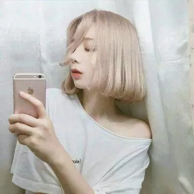 梦中的她